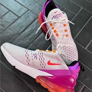 Nike Airmax 270 Women’s Size 10 Never Worn